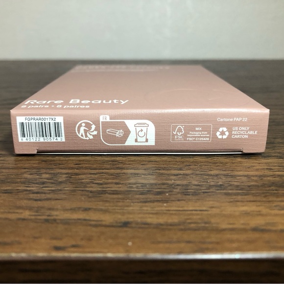 Rare Beauty Find Comfort Hydrating Under Eye Patches 8/pk - Picture 8 of 8